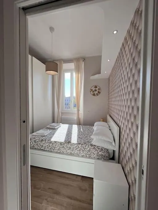 Casa Frugalis - Elegant House Near The City Center Apartment Rome